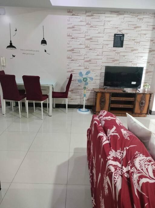 Cubao Manhattan Heights, Unit 8Bc Tower B, 1 Br Manila Zewnętrze zdjęcie
