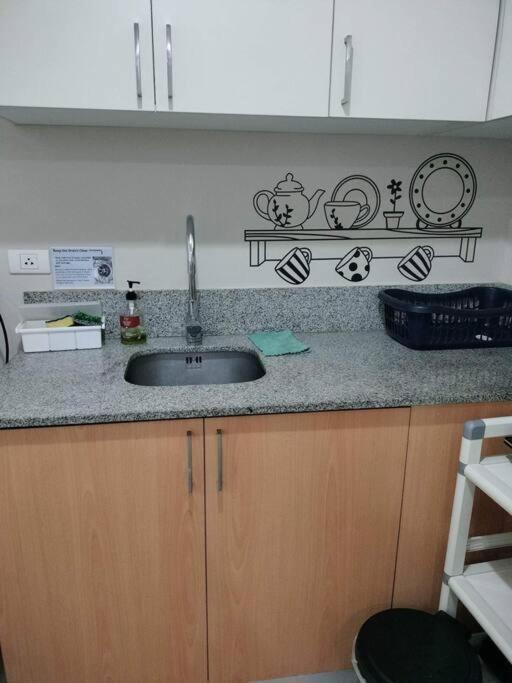 Cubao Manhattan Heights, Unit 8Bc Tower B, 1 Br Manila Zewnętrze zdjęcie
